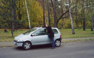 GisiTwingo1 klein.jpg (43669 Byte)